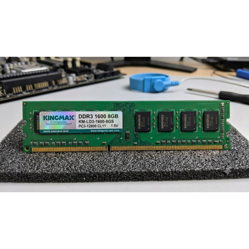 Оперативная память DDR3 8 ГБ 1600 МГц KINGMAX